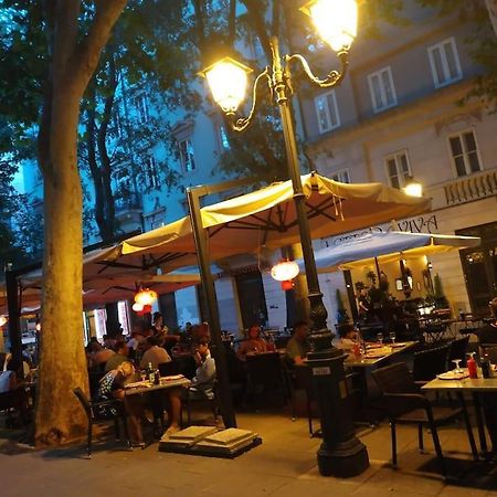 In Centro A Trieste Dış mekan fotoğraf